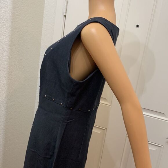 Sharagano Size 14 Scoop Neck Slimming Front Silver Studs Hardware Back Zipper - Picture 5 of 10